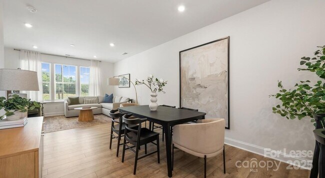 Photo - 2635 W Trade St