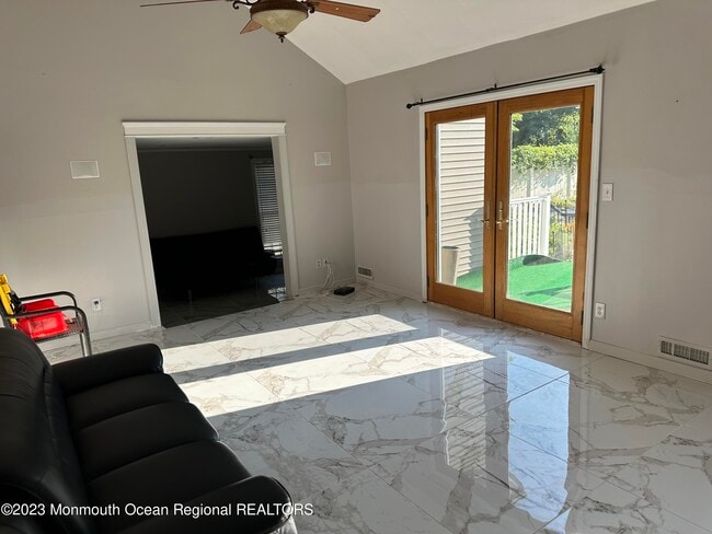 Photo - 24 Barbara Ln