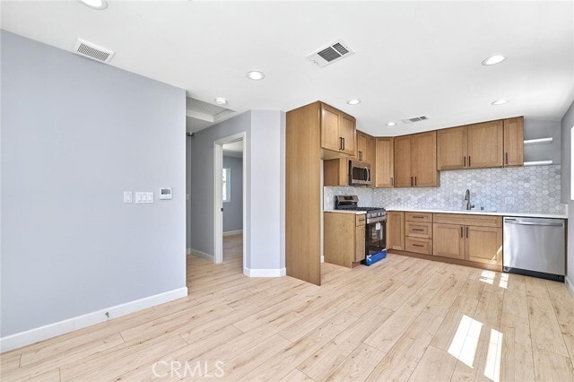 710 N El Molino Ave