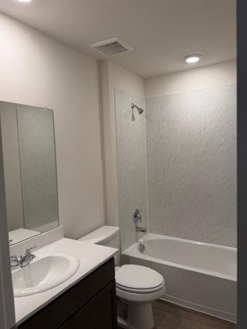 Photo - 1208 Riverbrook Ln