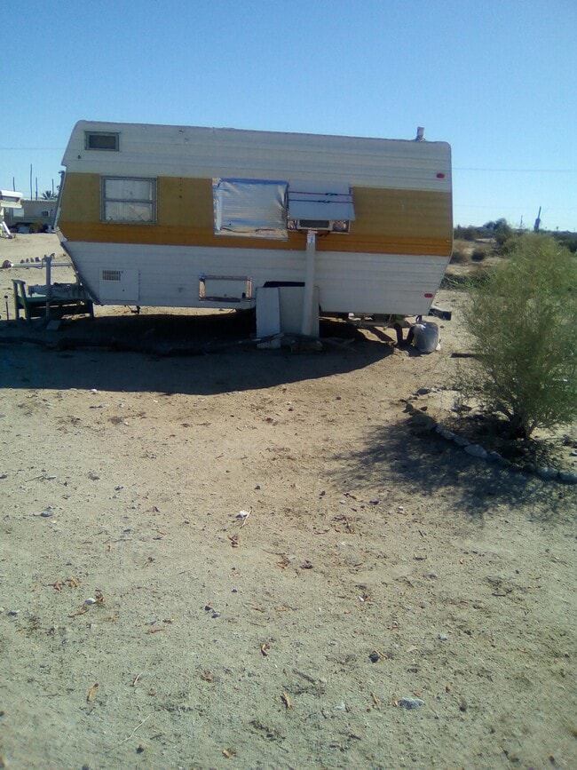 Building Photo - 2910 Cerritos Ct Unit Apartment