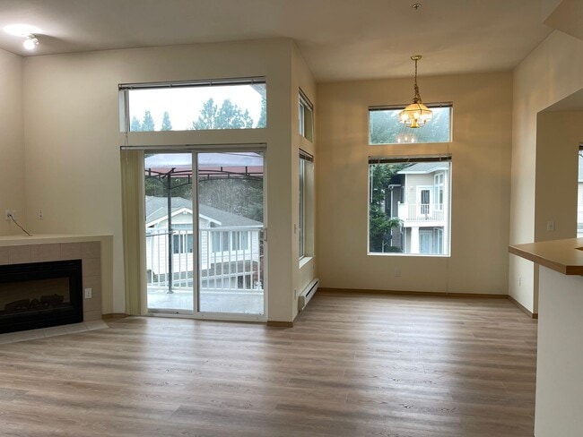 Photo - CLICK "REQUEST A TOUR" NOW!