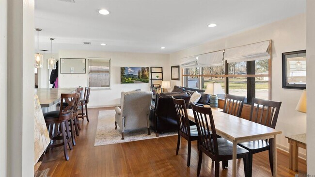 Photo - 632 Summit Ridge Dr