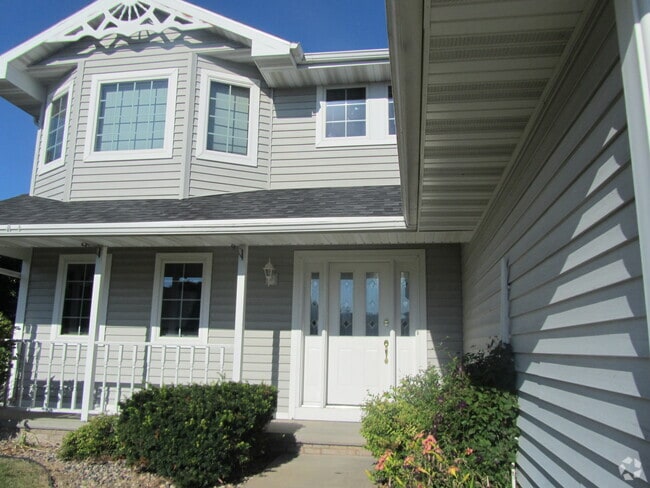 Building Photo - N511 Willowcrest Ct Rental