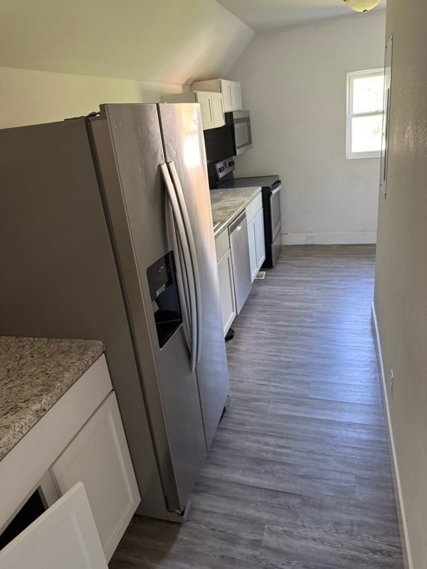 Building Photo - 702 9th St SW Rental