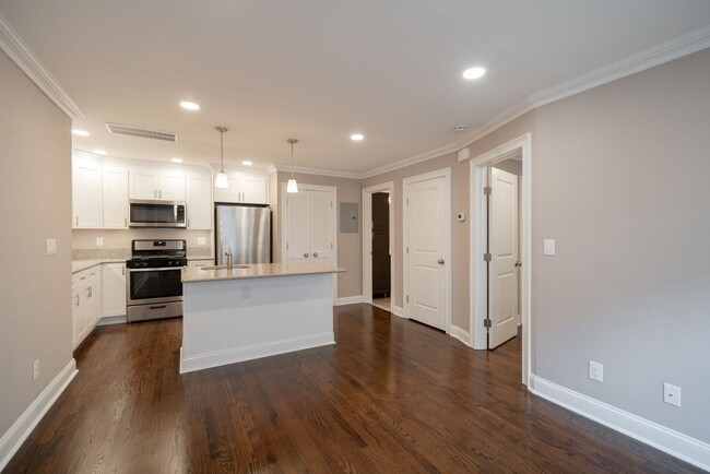 Photo - Cambridge Manor