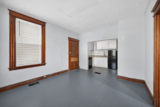 Building Photo - 2339 Rohs St Unit 1F