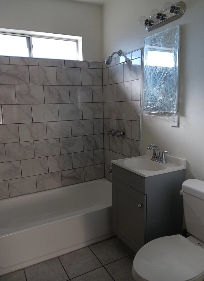 Photo - 506 E Ashtabula St Unit 506 E Ashtabula