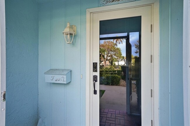 Photo - 842 SE 19th Ave Unit 102