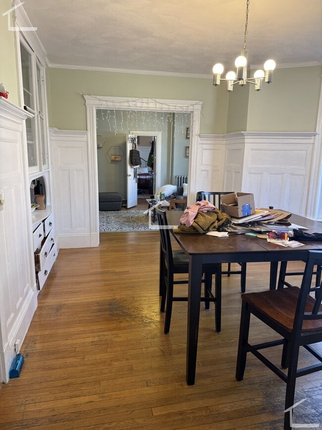 Photo - Amazing 4 bed 2.5 bath in Brookline...