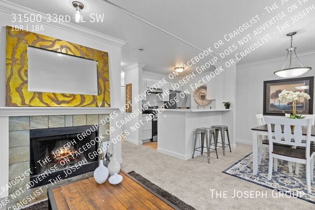 Photo - 31500 33rd Pl SW