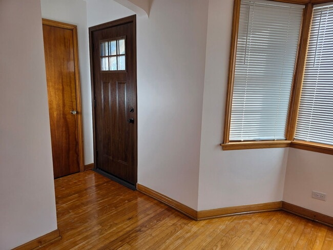 Photo - 3804 S Harvey Ave