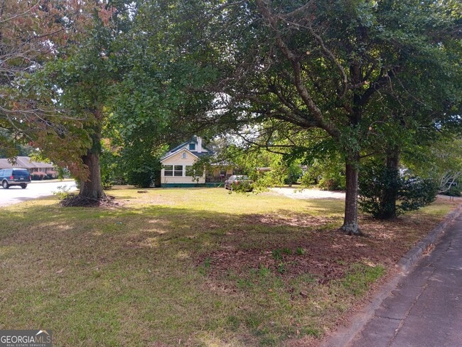 Photo - 406 Brookwood Dr