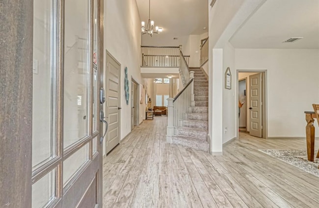 Building Photo - 127 Teralyn Forest Dr Rental