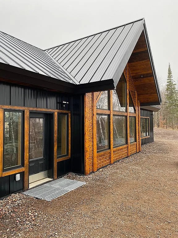 Photo - 978 Lakeview Dr