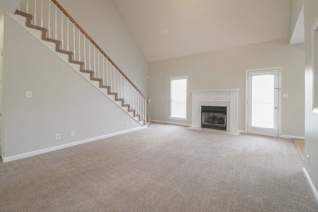 Photo - 285 Sunny Slope Ct