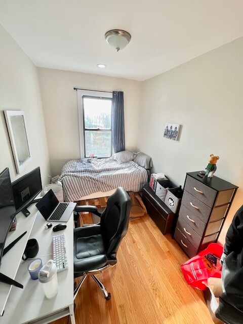 179 Northampton St Unit 2