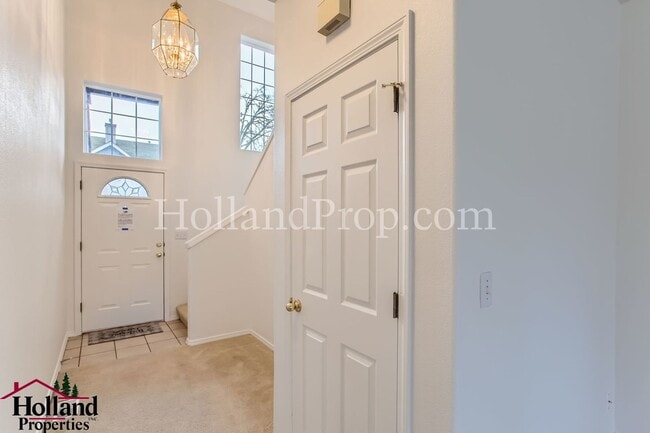 Photo - BEST PRICE APPLY NOW!! 3 Bedroom townhouse in quiet area of Beaverton