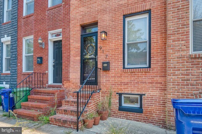 Photo - 917 Baylis St