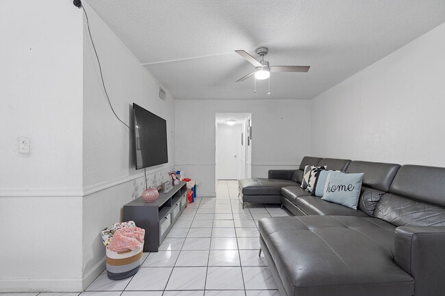 Photo - 6620 W 2nd Ct Unit 104