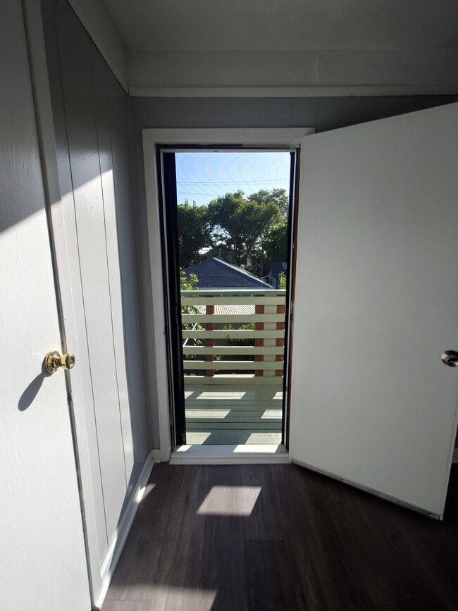 door leading to balcony from master bedroom - 1474 7th St Unit C