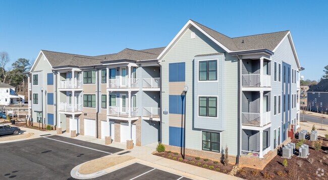 Photo - The Pace at Holding Village