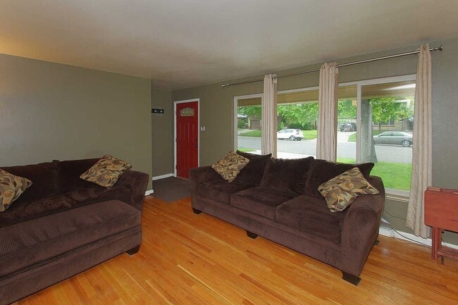 Photo - 1430 S Eaton Ct