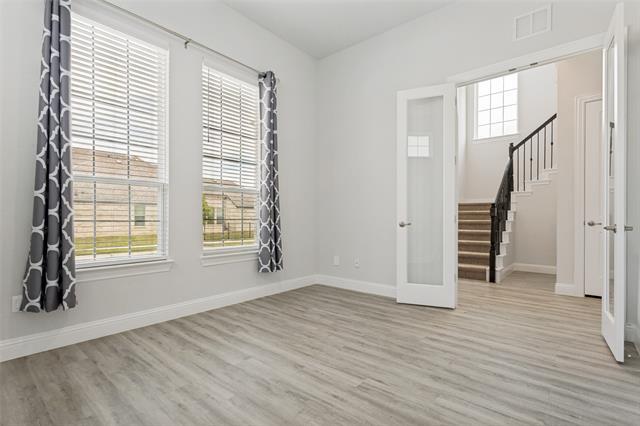 Photo - 2726 Geranium Ln