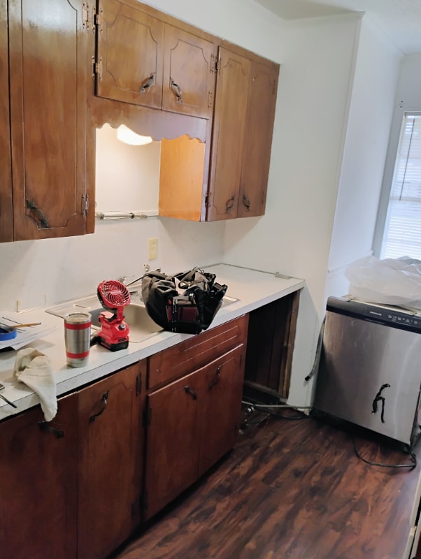 Photo - 1015 Louise Ln