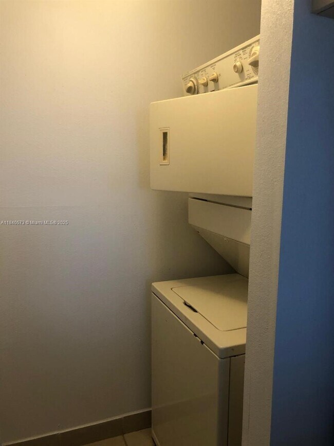 Photo - 11060 SW 196th St Unit 601