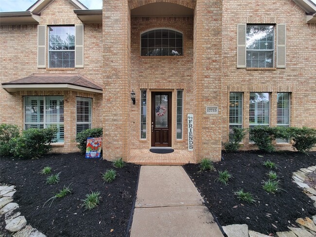 Building Photo - 17715 Laguna Trail Dr