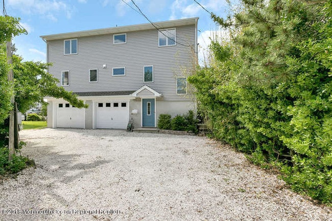 Photo - 127 Trenton Ave