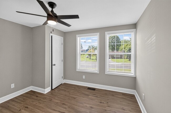 Photo - 176 Robertsville Rd