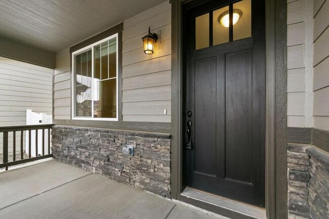 1867 Paley Dr