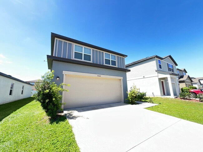 Photo - Spacious 4 Bedroom/3 Bath (larger sq.feet ...