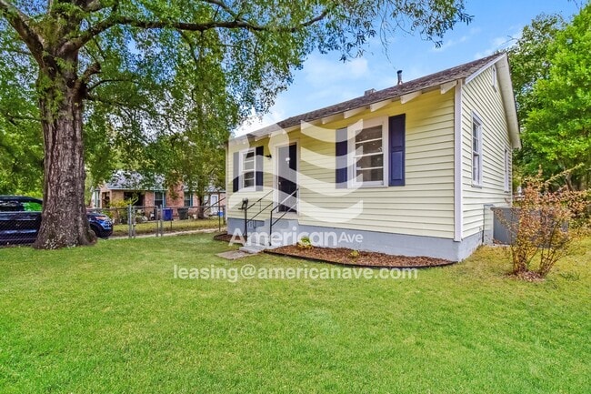 Photo - 4008 Margrave Rd