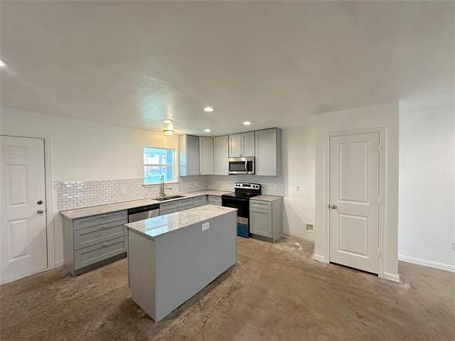 Photo - 108 W Adams St