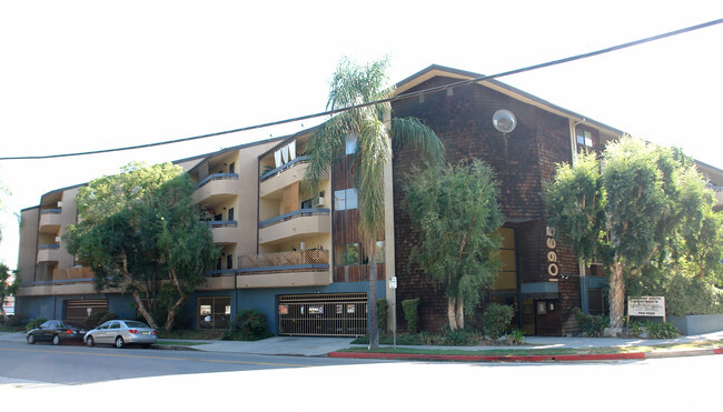 Vineland South Apartments - Vineland South Apartments
