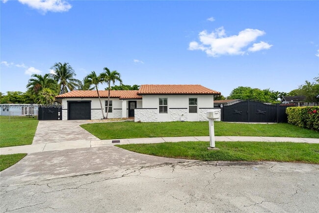 Building Photo - 13611 SW 77th Ln Rental
