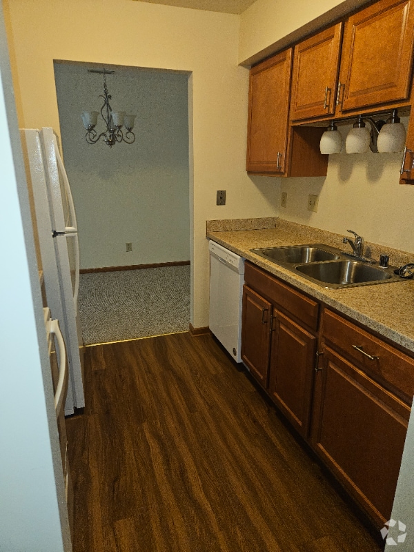 Building Photo - 11828 W North Ave Unit 12 Rental