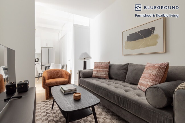 Photo - 161 W 54th St Apartment Unit FL3-ID1852