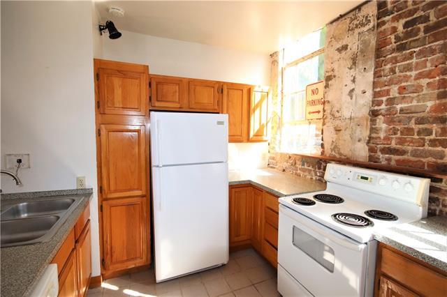 Photo - 541 St Joseph St