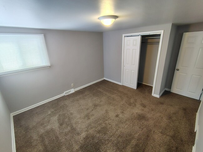 Photo - 4190 S Linden Rd