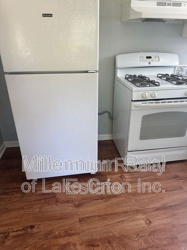 Photo - 650 Lebaron Ave