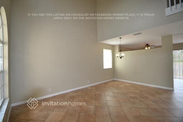 Photo - 199 Berenger Walk