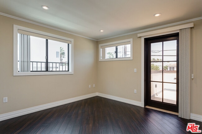 Photo - 1211 9th St Unit 201