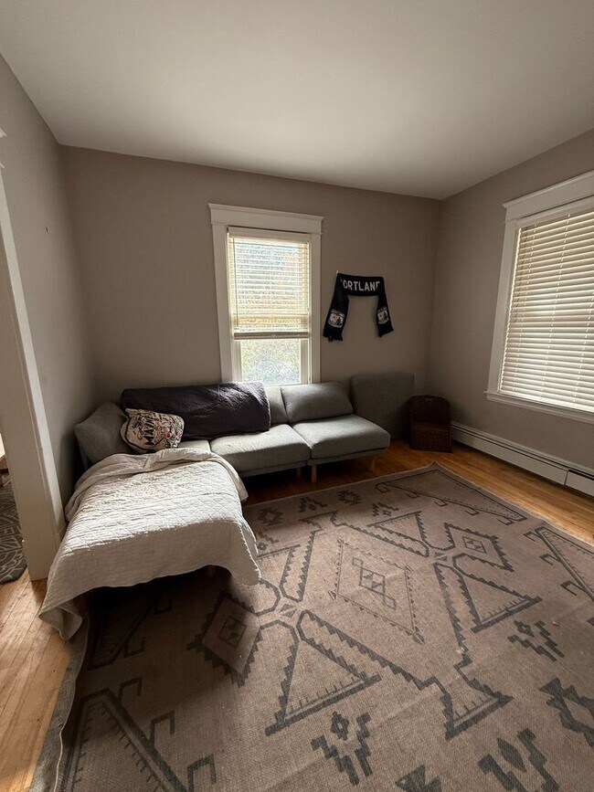 Photo - Sunny Bungalow in Willard Square
