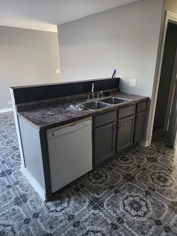 Photo - 8929 Robin Dr