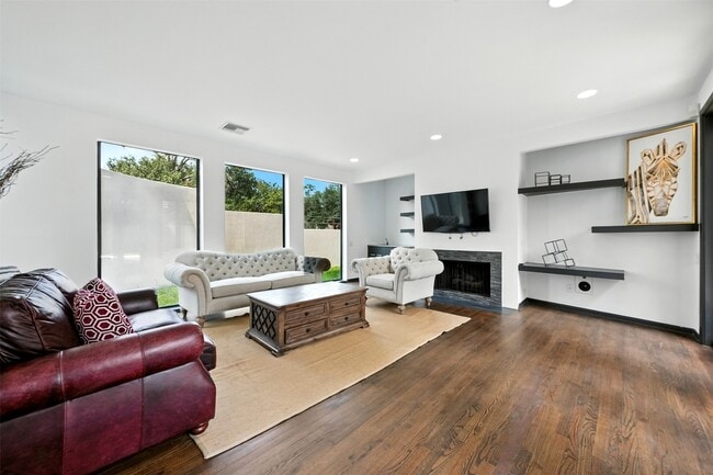 Photo - 2019 McClendon St