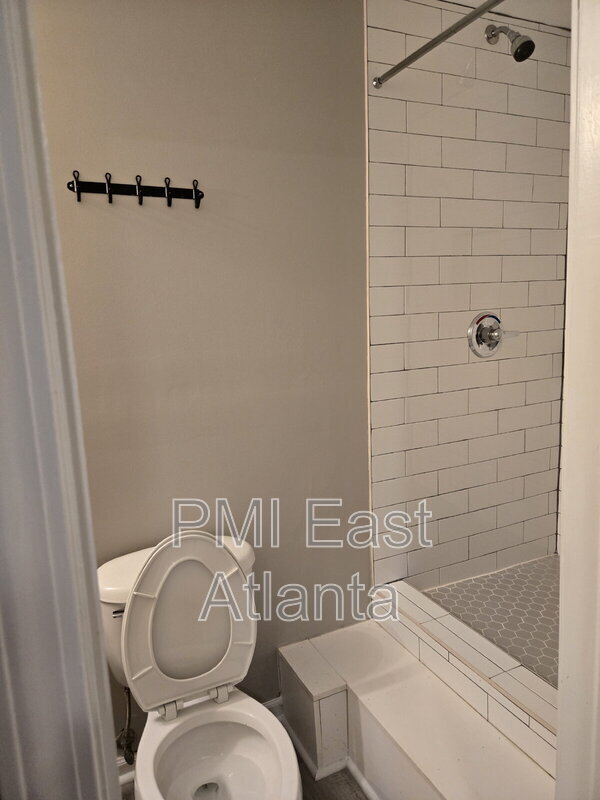 Photo - 1661 Brewer Blvd SW Unit 2